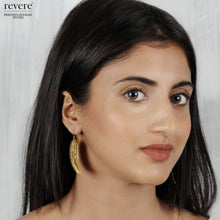 Load image into Gallery viewer, Siam Queen Earrings