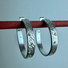 Load image into Gallery viewer, Furl Hoop Earrings | CZ | Brass
