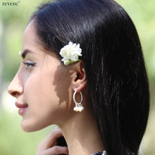 Load image into Gallery viewer, Airlia Earrings
