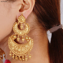 Load image into Gallery viewer, Chaand Baalis | 18k gold plated
