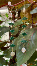 Load image into Gallery viewer, Darika earrings | Crystal Quartz | Pearl
