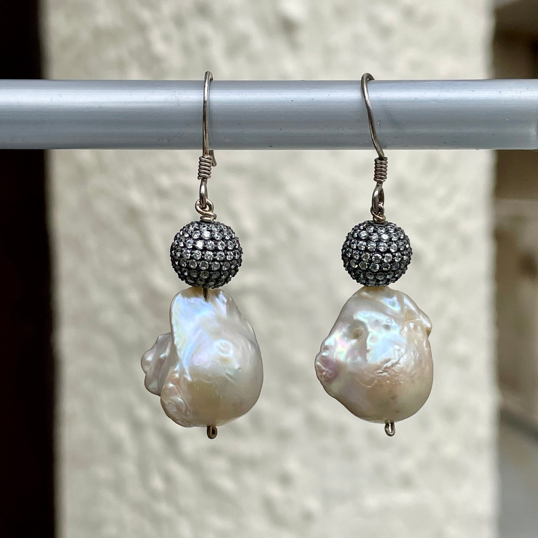 Riya Earrings | Pearl | 925 sterling silver