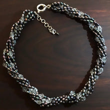 Load image into Gallery viewer, Sashay Necklace
