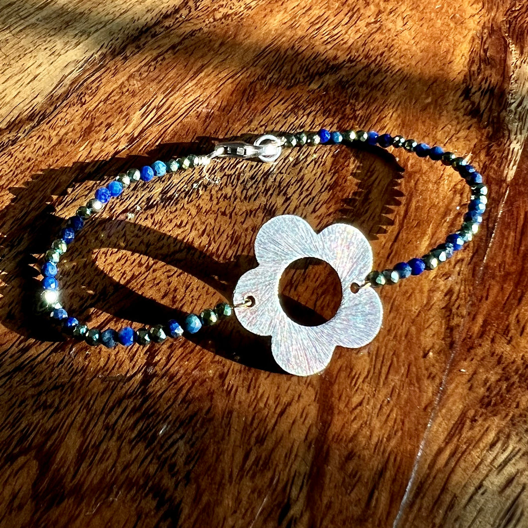 Petals Bracelet | Sterling silver | Lapis Lazuli | Pyrite