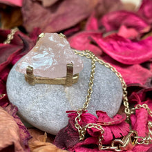 Load image into Gallery viewer, Adya necklace | Rose Quartz
