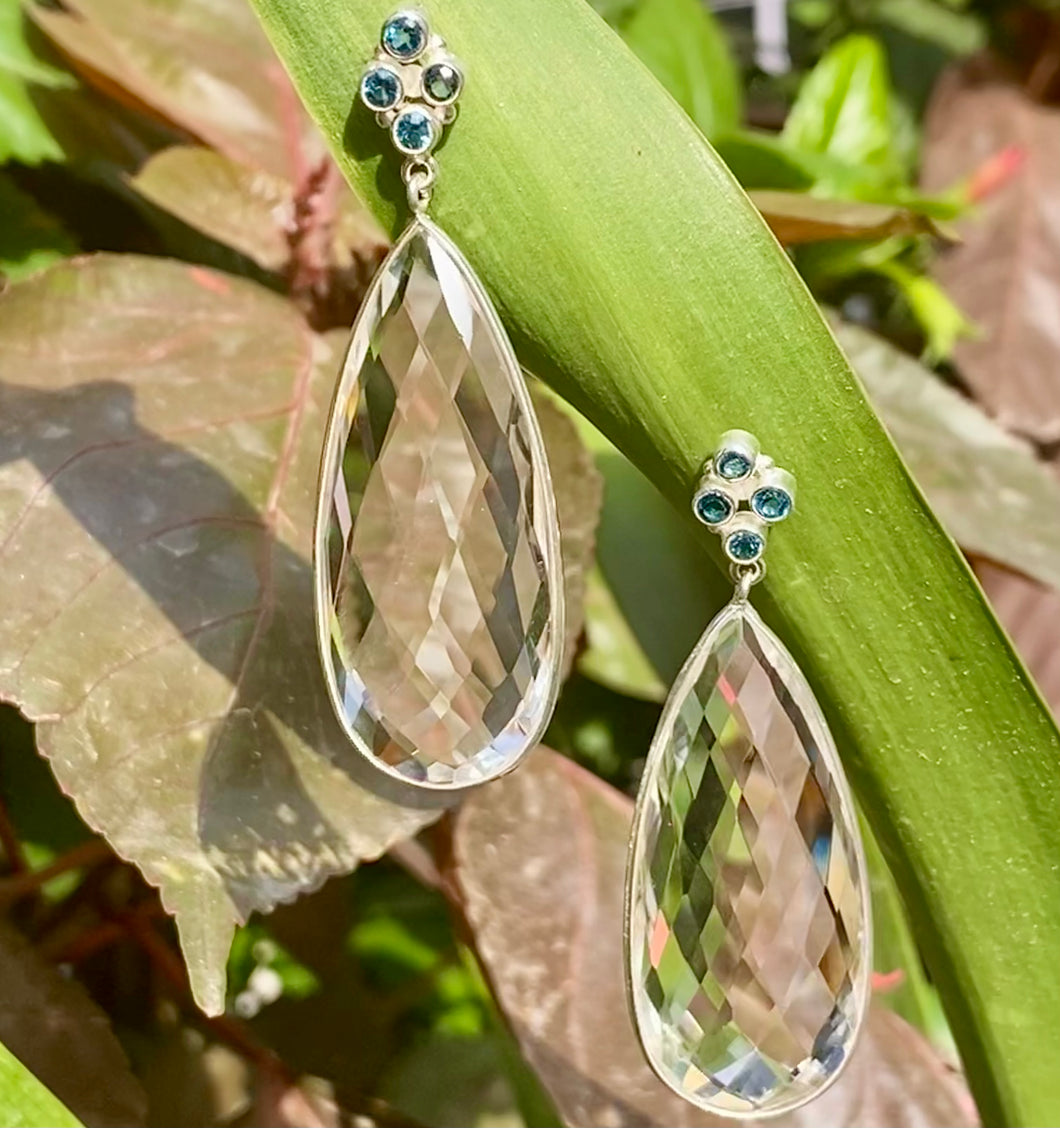 Duo Magique Earrings |  Quartz | Blue Topaz