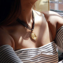 Load image into Gallery viewer, El sol Brilla Necklace
