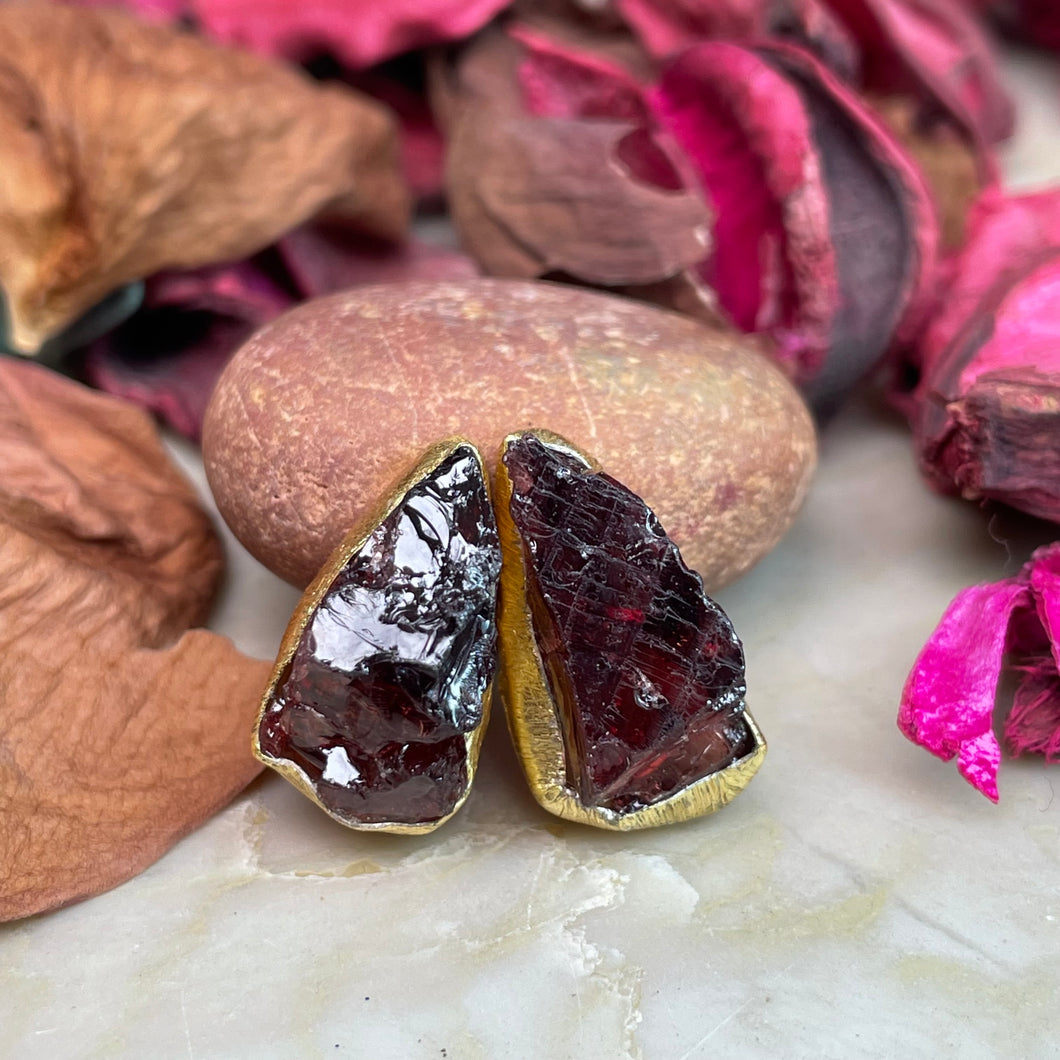 Bhagyasri Earrings | Garnet | 18k gold plated