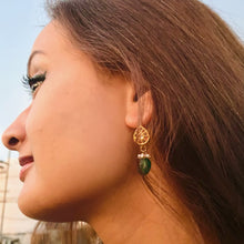 Load image into Gallery viewer, Lipika earrings | Green Onyx | Pearl | 18k gold plated
