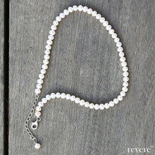 Load image into Gallery viewer, nuovo anklet in white AAA grade cultured fresh water pearls with a sterling silver chain. Perfect to wear with indian wear and western wear, high heels and leather boots.
