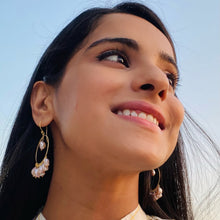 Load image into Gallery viewer, Omaja Baalis | Pearl | 18k gold plated

