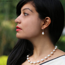 Load image into Gallery viewer, Tuberose Earrings
